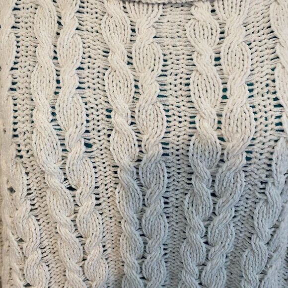 POL Oversized Cable Knit Turtleneck Womens Sweater Size M - Picture 8 of 9